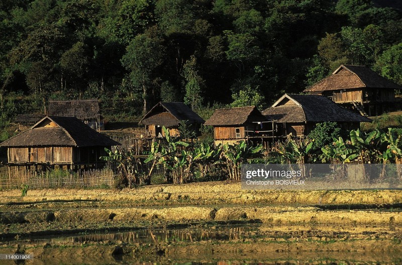 Loat anh phai xem ve Dien Bien nam 2003-Hinh-3