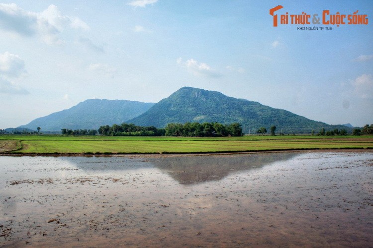 Cau chuyen ky bi ve cac dao si vung Bay Nui An Giang-Hinh-3