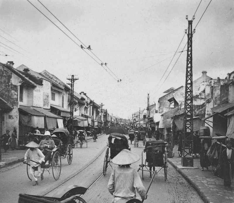 Ha Noi thap nien 1900 cuc song dong qua loat anh quy