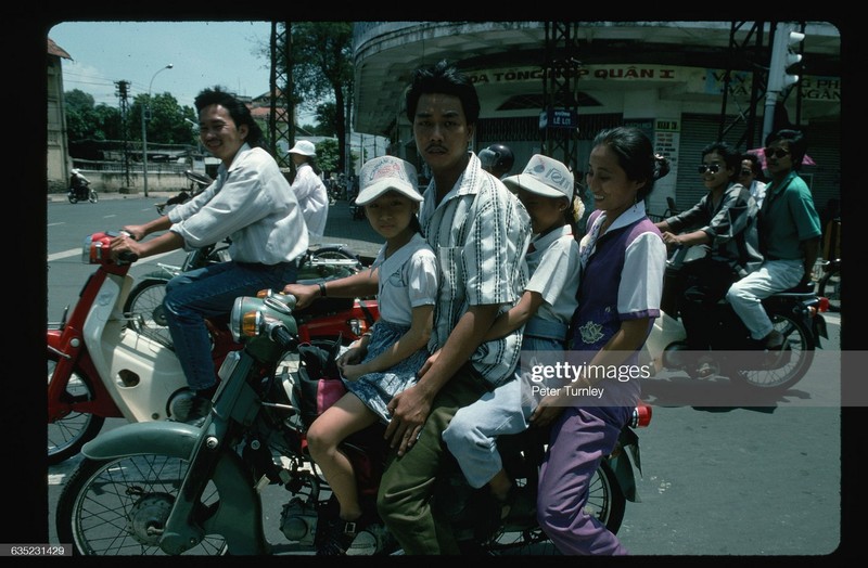 Loat anh thu vi ve giao thong o TP. HCM nam 1994