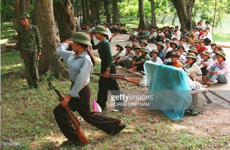 Ky uc Ha Noi nam 1995 qua loat anh cuc song dong-Hinh-6