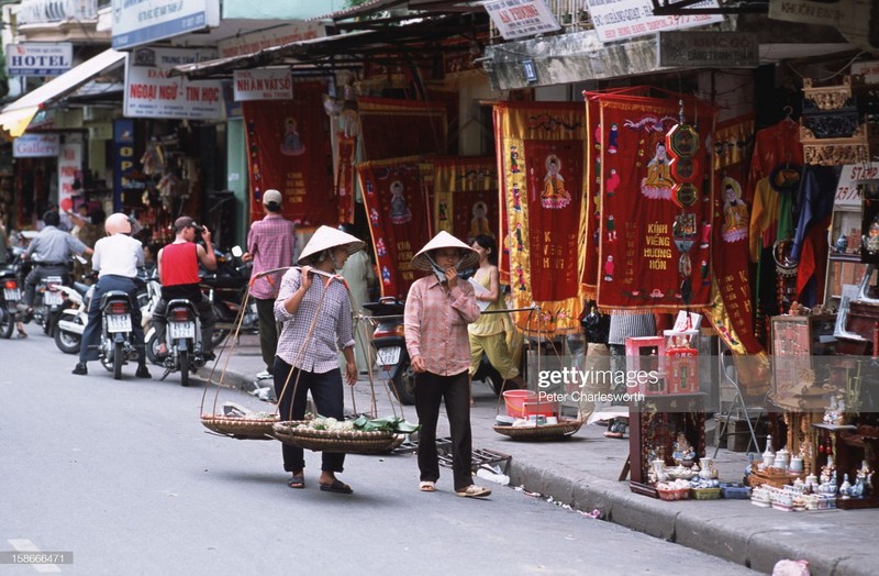 Cuoc song o Ha Noi 20 nam truoc qua loat anh nhieu cam xuc-Hinh-9