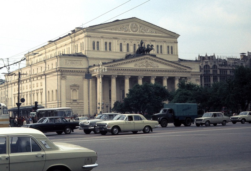 Thanh pho Moscow nam 1977 dep long lanh qua loat anh quy-Hinh-4