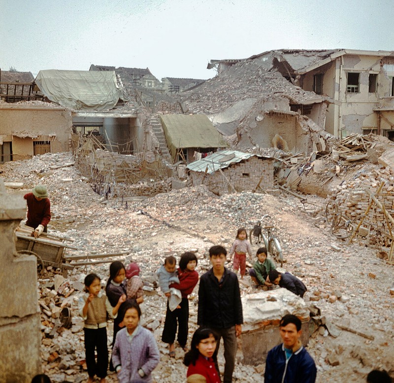 Nhin lai cuoc tai thiet Ha Noi nam 1973 qua loat anh hiem-Hinh-3