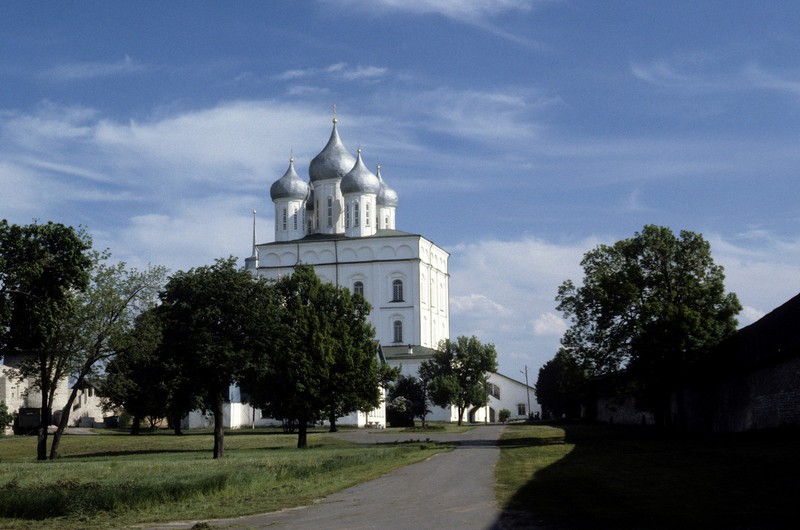 Bat ngo ve dep cua thanh co Pskov, Lien Xo nam 1985-Hinh-4