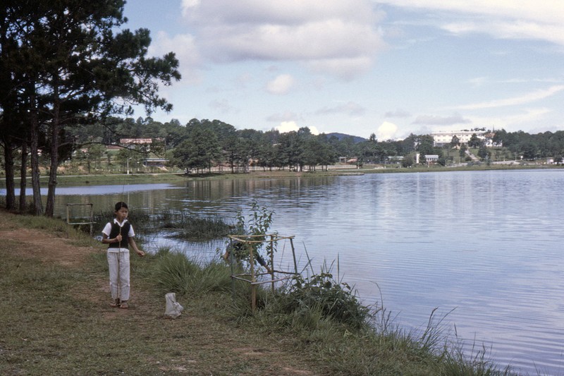 Ngam Da Lat nam 1963 cuc sinh dong qua loat anh hiem-Hinh-3