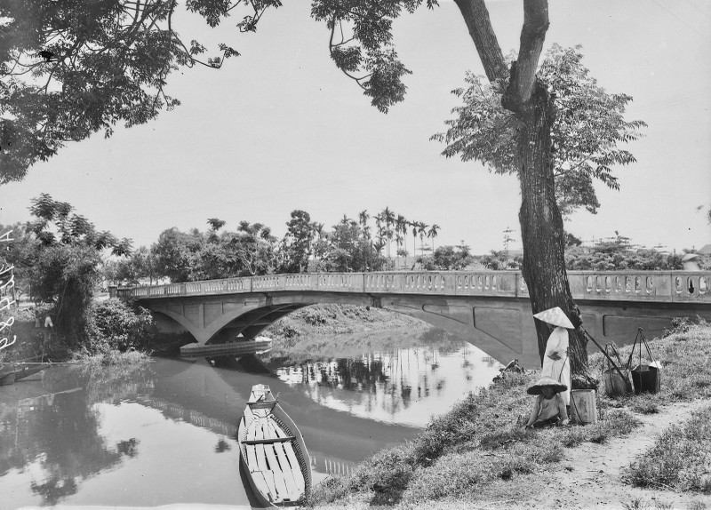 Ngam song An Cuu o Co do Hue thap nien 1920 qua loat anh hiem-Hinh-2