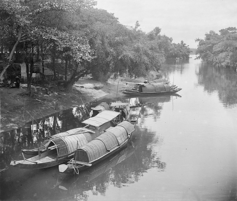 Ngam song An Cuu o Co do Hue thap nien 1920 qua loat anh hiem