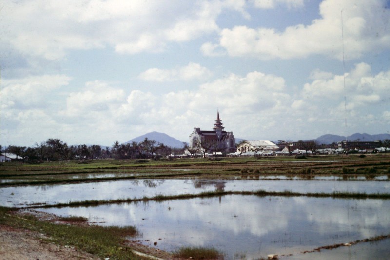 Anh dac biet ve Co do Hue nam 1969 qua ong kinh nguoi My-Hinh-2