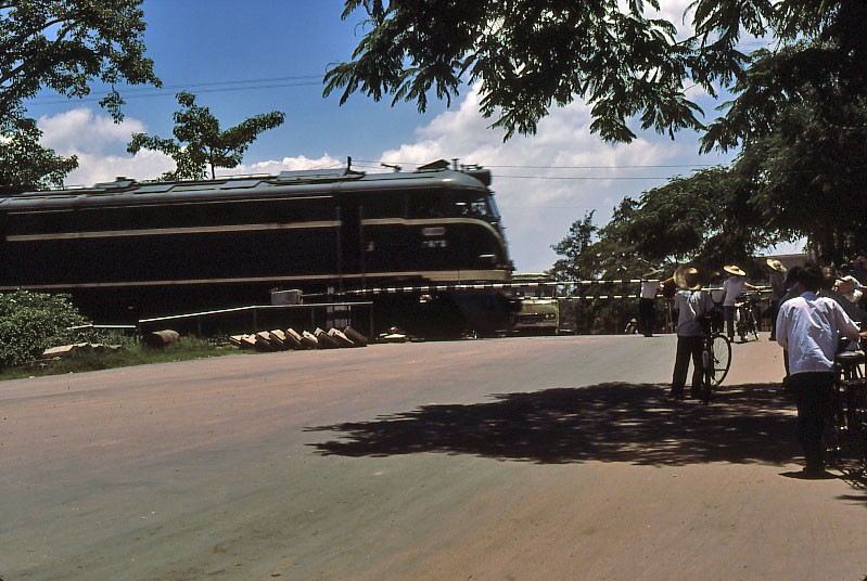 Thanh pho Tham Quyen nam 1980 duoi goc nhin la-Hinh-8