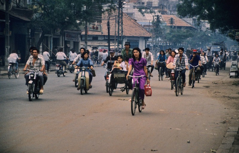 Nhung khung hinh sinh dong quy gia ve TP. HCM nam 1989