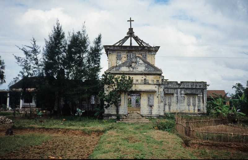 Loat anh dac biet ve manh dat Quang Tri nam 1989-Hinh-4