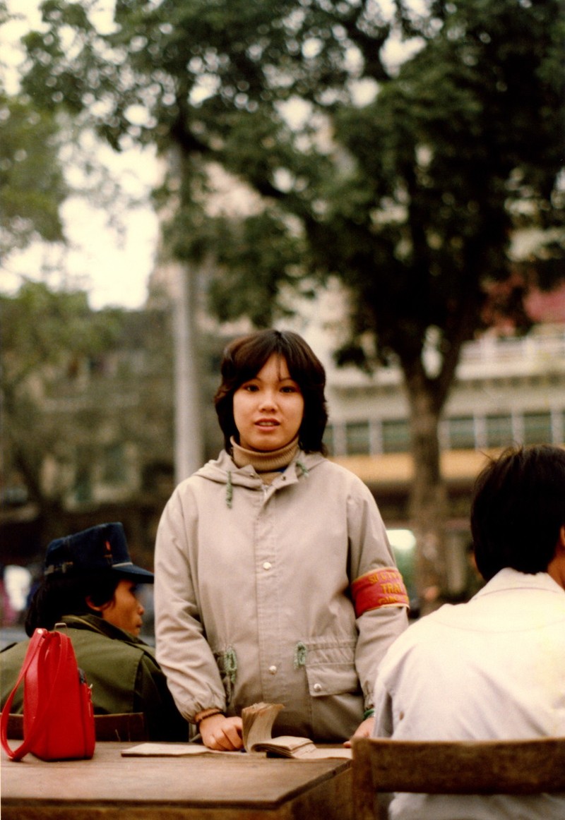 Ha Noi nam 1990 cuc thu vi qua loat anh la