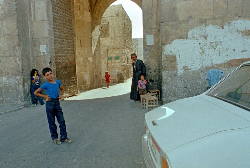 Anh dac biet hiem co ve vung dat thanh Jerusalem nam 1979-Hinh-9