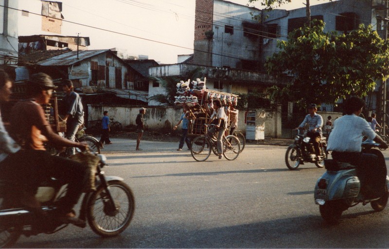 Trai nghiem giao thong dac sac o TP. HCM nam 1988-Hinh-7