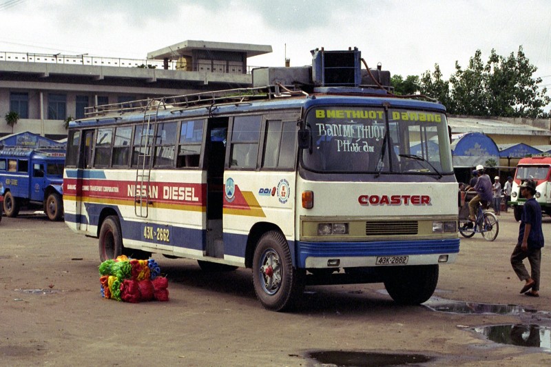 Chiem nguong nhung loai xe buyt ngang doc o Da Nang nam 1996-Hinh-2