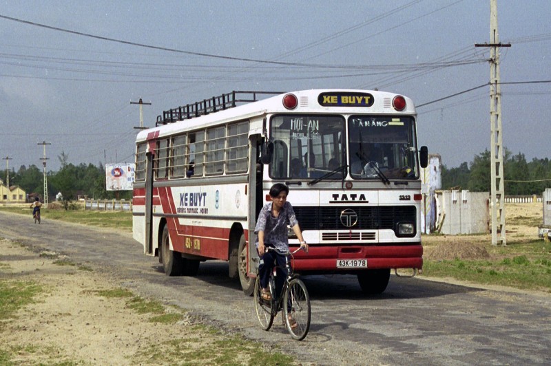 Chiem nguong nhung loai xe buyt ngang doc o Da Nang nam 1996-Hinh-3