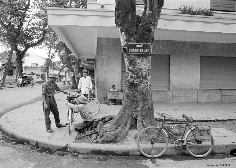 Nhung khoanh khac vo gia cuoc song o Ha Noi thap nien 70-Hinh-6