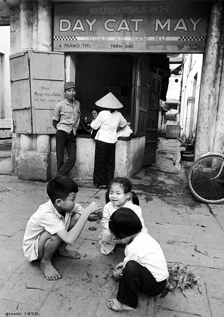 Nhung khoanh khac vo gia cuoc song o Ha Noi thap nien 70-Hinh-9