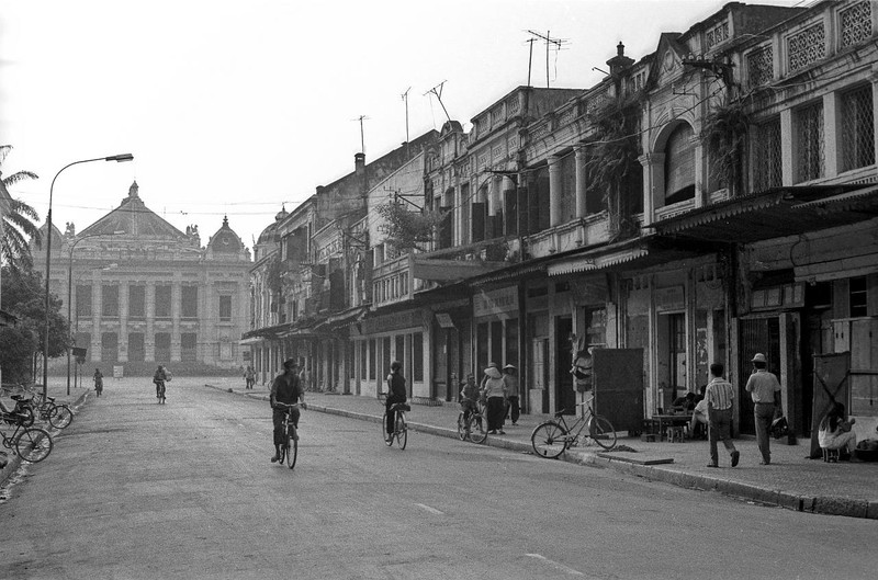 Loat anh hoai niem ve Ha Noi nam 1989