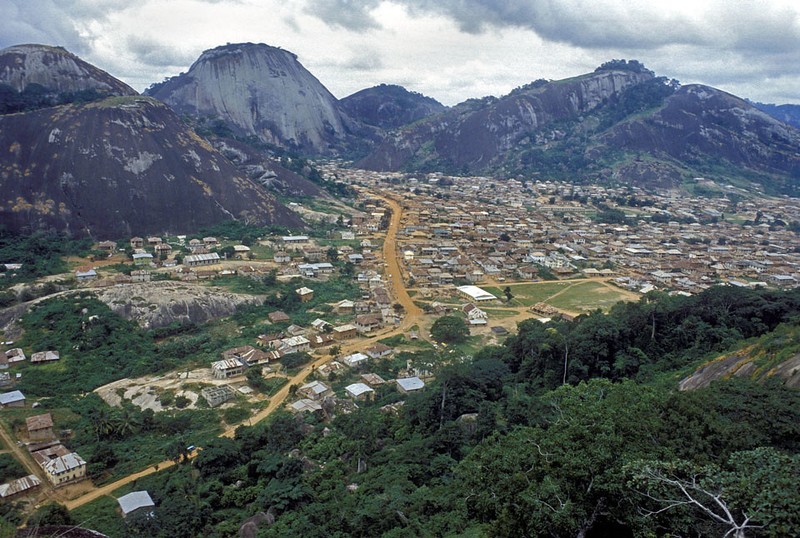 Nhung khoanh khac sinh dong o Nigeria nam 1982 qua loat anh quy-Hinh-11