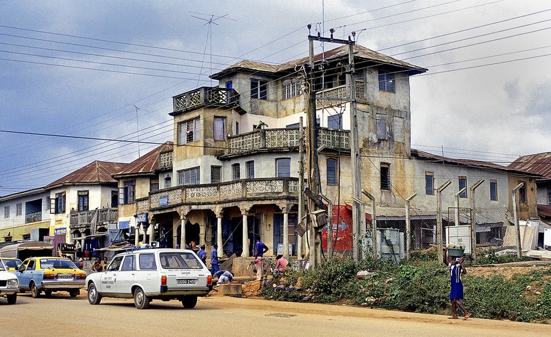 Nhung khoanh khac sinh dong o Nigeria nam 1982 qua loat anh quy-Hinh-3