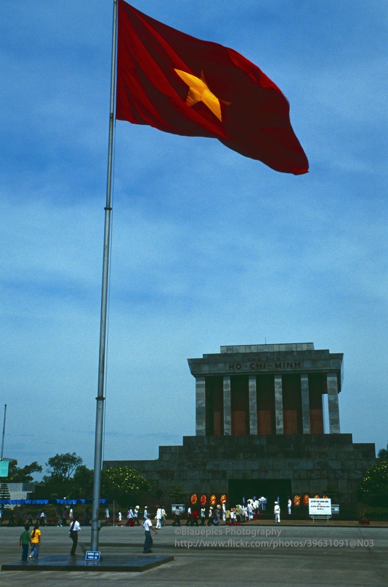 Loat anh sinh dong ve Ha Noi nam 1998 vua duoc cong bo-Hinh-6