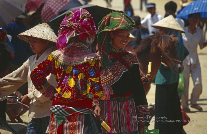 Loat anh khong the roi mat o Lao Cai nam 1998-Hinh-3