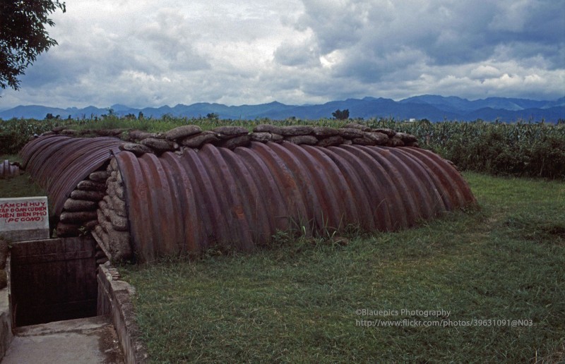 Loat anh hiem ve Lai Chau nam 1998 qua ong kinh du khach Duc