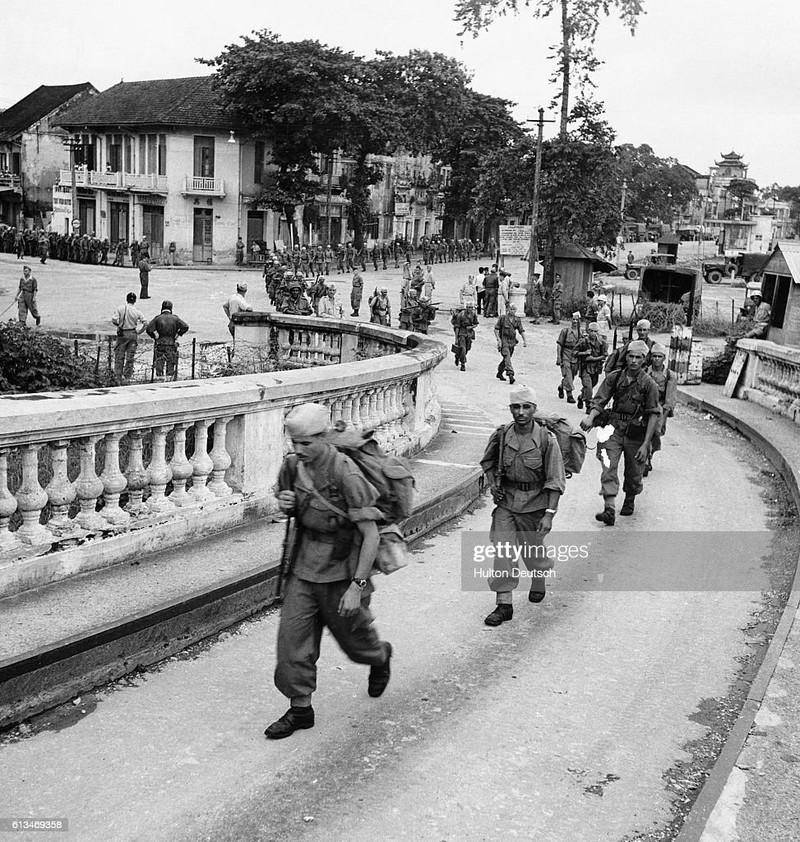 Nhin lai khoanh khac lich su ve ngay giai phong Thu do