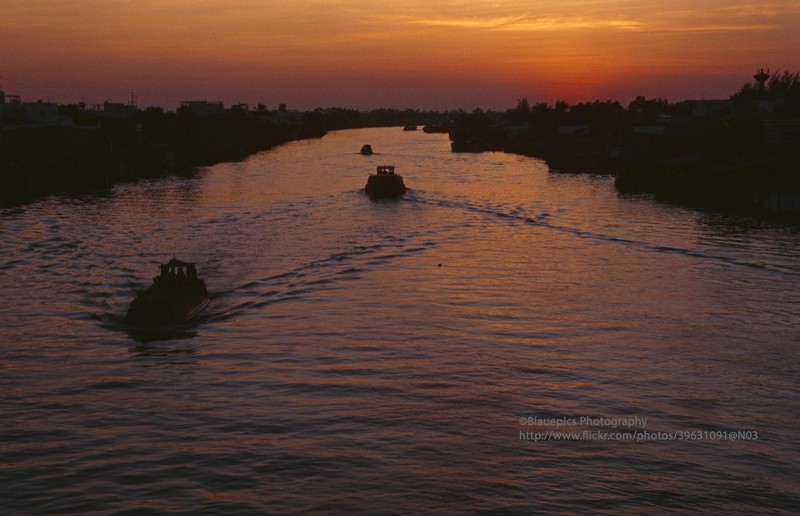 Nhin lai cuoc song doi thuong day chan thuc o TP. HCM nam 1998-Hinh-13