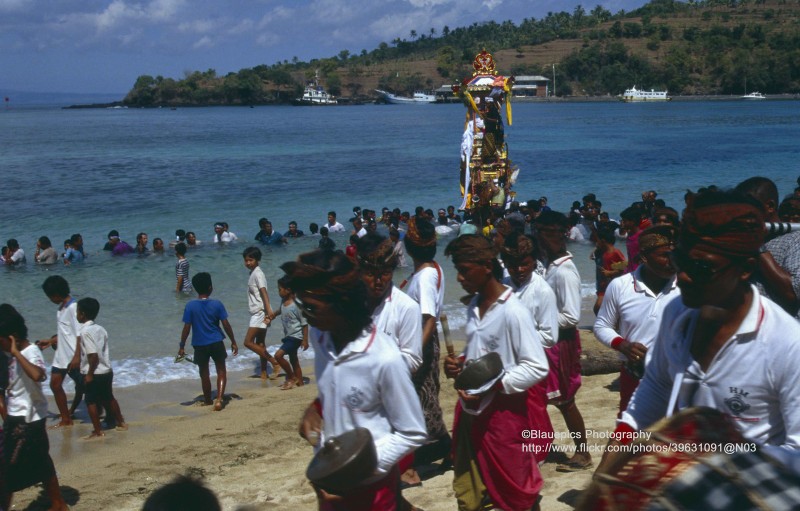 Thien duong du lich Bali vo cung doc dao nam 1991-Hinh-4