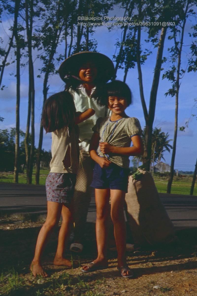 Loat anh ghi lai hanh trinh tu Nha Trang di Hue nam 1993 cua khach Tay-Hinh-13