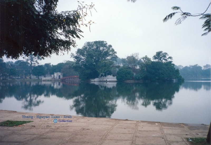 Net moc mac ve Ho Guom va Van Mieu - Quoc Tu Giam nam 1991-Hinh-2