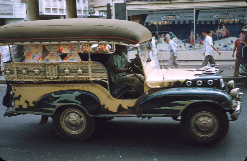 Cuoc song nhon nhip o Thu do cua Philippines nam 1954-Hinh-3