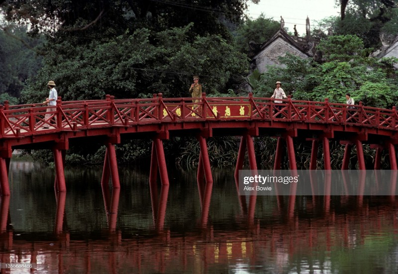 Nhung hinh anh khong quen ve Ha Noi thoi bao cap-Hinh-10