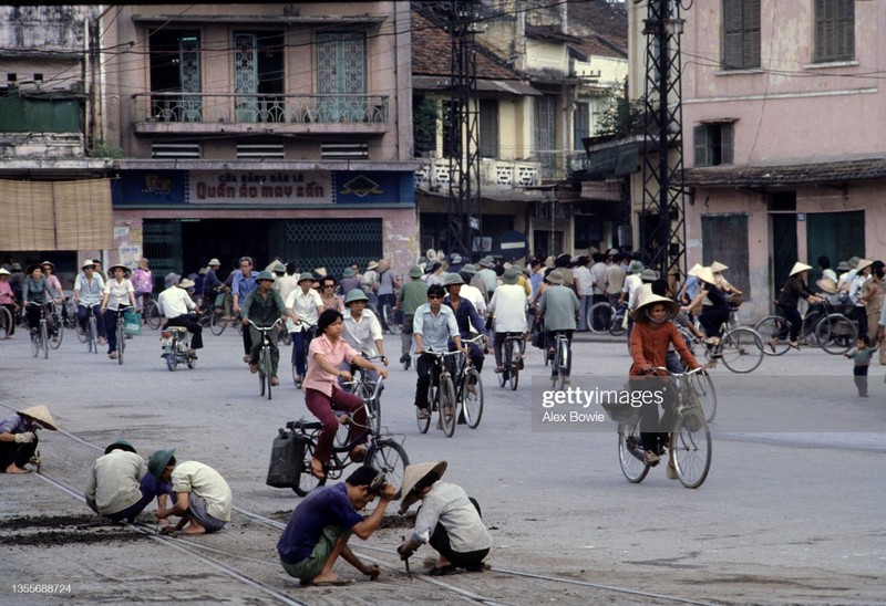 Nhung hinh anh khong quen ve Ha Noi thoi bao cap-Hinh-7