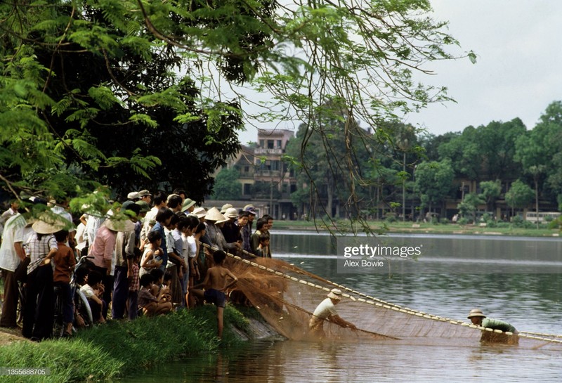 Nhung hinh anh khong quen ve Ha Noi thoi bao cap-Hinh-8