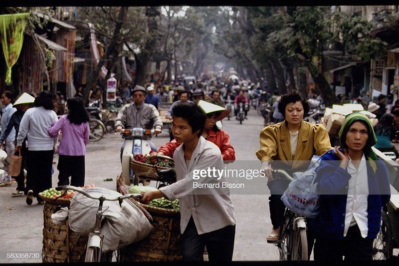 Ha Noi nam 1993 nhon nhip voi loat anh quy-Hinh-2