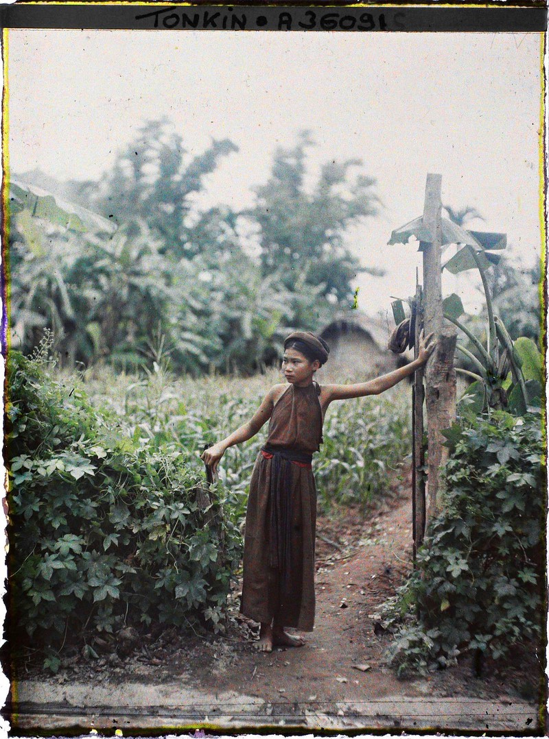 Anh mau cuc hiem ve phu nu nong thon Bac Bo nam 1921-Hinh-4