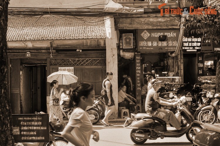 Kham pha pho doi tien noi tieng Ha Noi xua-Hinh-5