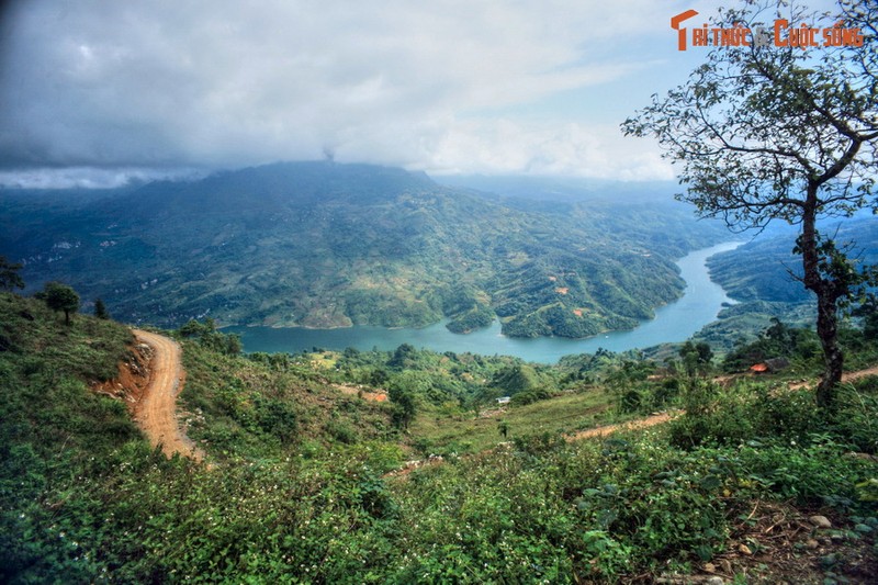 Ve dep cua cung duong Muong Khuong - Bac Ha-Hinh-7