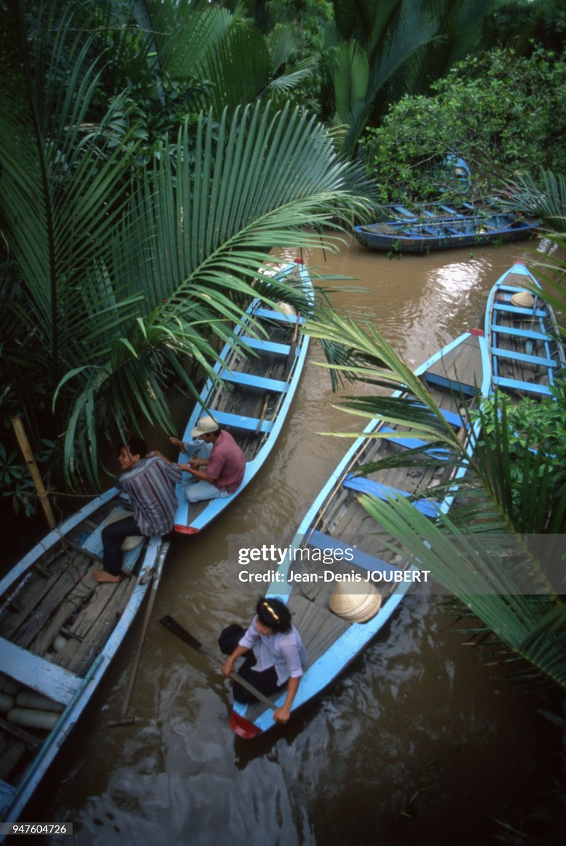 Ngam Viet Nam cuoi thap nien 1990 qua loat anh dat gia-Hinh-15