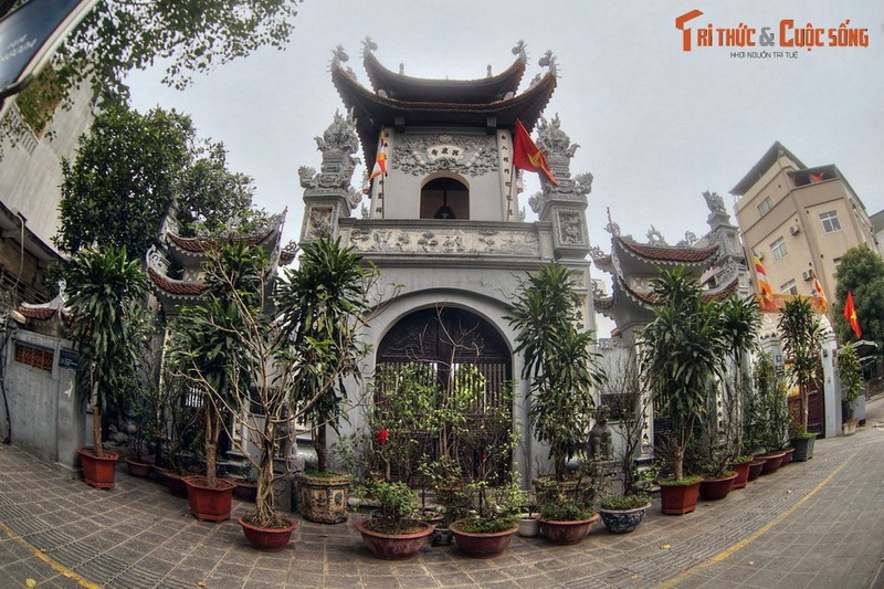 Kham pha 5 dia diem tam linh noi tieng gan voi dao Lao o Ha Noi-Hinh-10