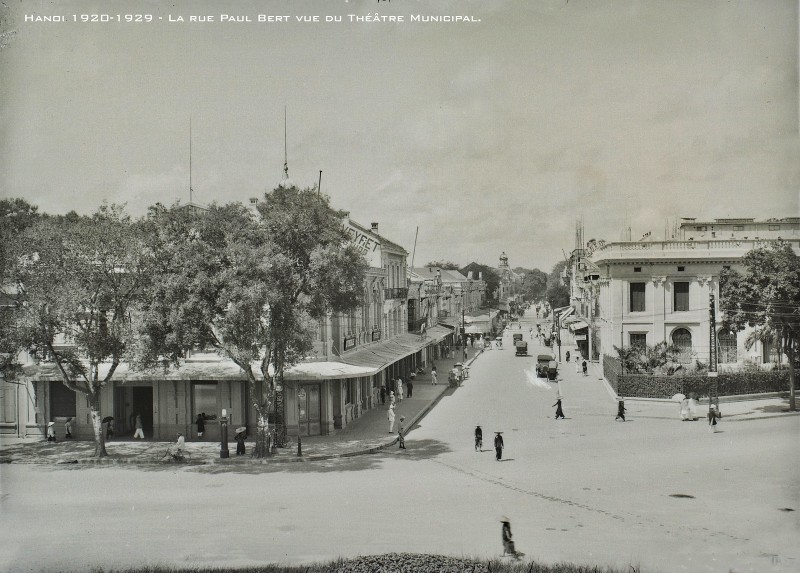 Cong bo loat anh cuc hiem ve duong pho Ha Noi thap nien 1920