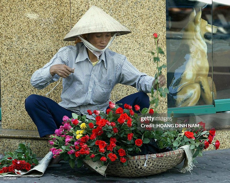 Cuoc song nhon nhip cua Ha Noi tron 20 nam truoc-Hinh-5