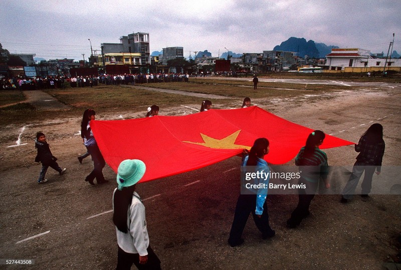 Loat anh hiem ve thi xa Cam Pha nam 1997-Hinh-2