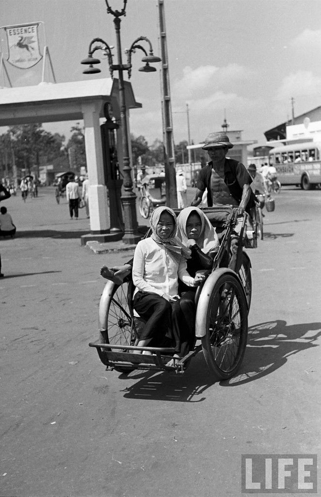 Hinh doc ve canh muu sinh tren duong pho Sai Gon nam 1950-Hinh-3