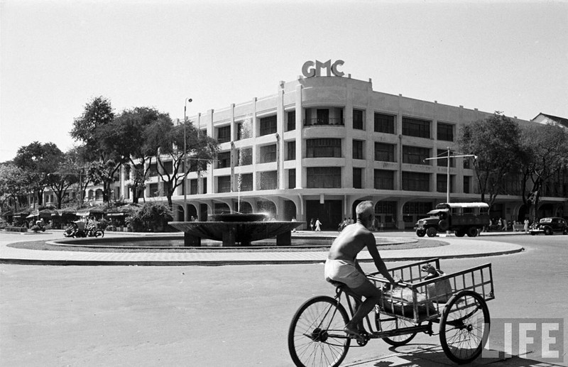 Hinh doc ve canh muu sinh tren duong pho Sai Gon nam 1950-Hinh-6