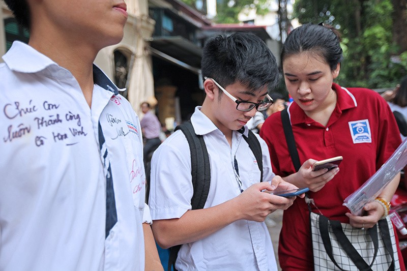 Hom nay cong bo diem thi THPT Quoc gia 2019 tren toan quoc: Cach thuc tra cuu diem thi the nao?-Hinh-2